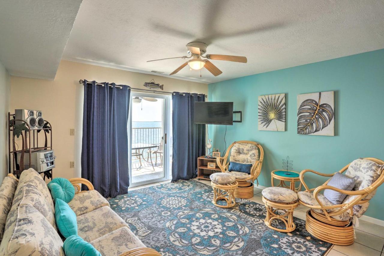 Waterfront Middle Bass Condo With Pool Access! Put-in-Bay Buitenkant foto