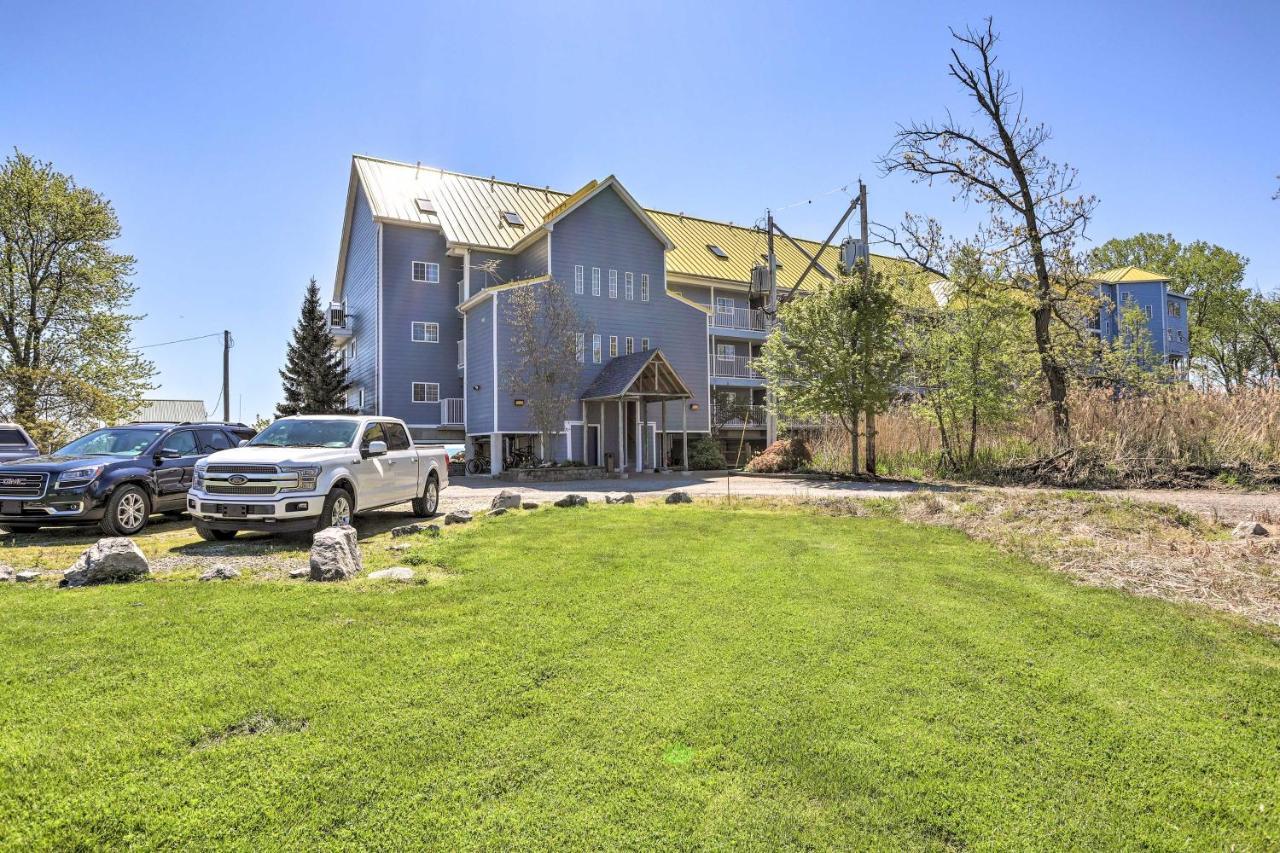 Waterfront Middle Bass Condo With Pool Access! Put-in-Bay Buitenkant foto